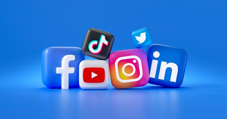 Social media icons - Facebook, Instagram, TikTok, YouTube, LinkedIn